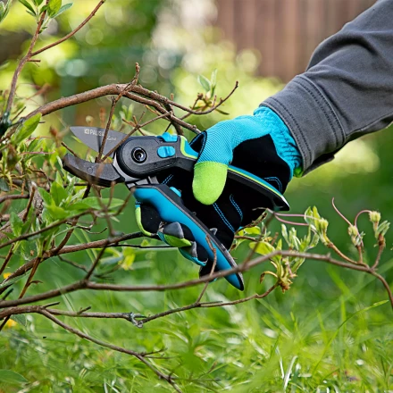 Секатор с наковальней Palisad, 220 мм, регулировка захвата, трехкомпонентные рукоятки, Luxe, 604805 купить в Кургане