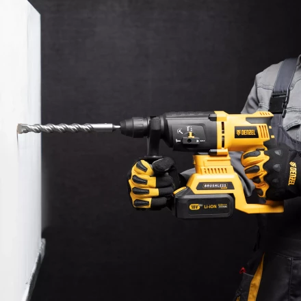 Бур по бетону Denzel, 12 x 310 мм, двойная спираль, три пылеотводящие кромки, 705026 купить в Кургане