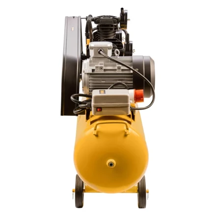 Компрессор воздушный BCW3000-T/100, ременный привод, 3.0 кВт, 100 литров, 520 л/мин Denzel 58118 купить в Кургане