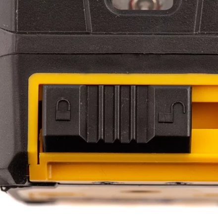 Лазерный уровень LX 02 Red, 20 м, 635 нм, резьба 1/4&quot; Denzel 35056 купить в Кургане