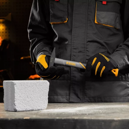 Молоток слесарный, 200 г Denzel, кованый, фибергласовая рукоятка c TPR покрытием 10482 купить в Кургане