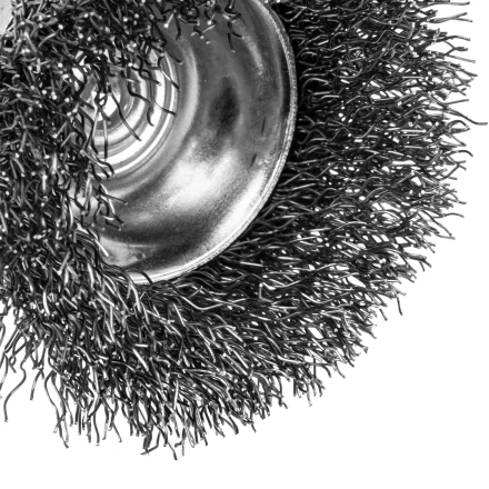 Набор щеток для дрели Denzel, 2 Плоские 50-75мм, 3 Чашки 25-50-75мм, шпилька,  нерж.вит. проволока 74493 купить в Кургане