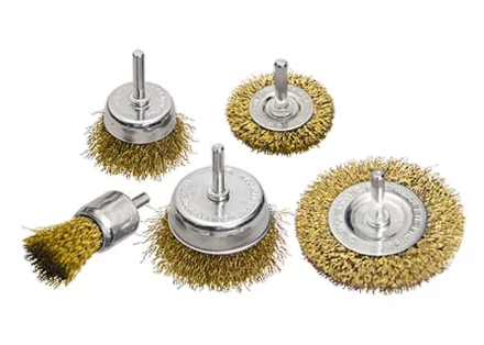 Набор щеток для дрели 5 шт 2 плоские 50-75 мм + 3 &quot;чашки&quot; 25-50-75 мм со шпильками MATRIX 74492 купить в Кургане