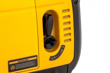 Генератор инверторный GT-2200iS, 2.2 кВт, 230 В, бак 4 л, закрытый корпус, ручной старт Denzel 94702 купить в Кургане