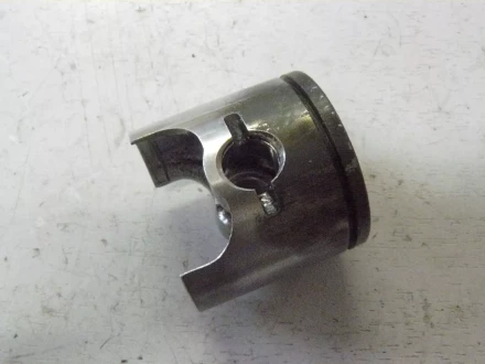 Поршень D40 H386 купить в Кургане