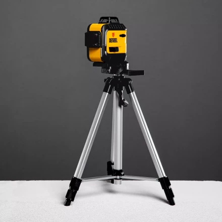 Лазерный уровень мультипризменный LX 360-3 Red, 30 м, 635 нм, аккумулятор Li 2800 мАч, резьба 5/8&quot; Denzel 35077 купить в Кургане