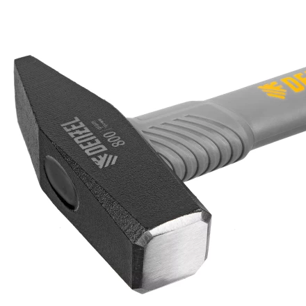 Молоток слесарный, 800 г Denzel 10488, кованый, фибергласовая рукоятка c TPR покрытием купить в Кургане