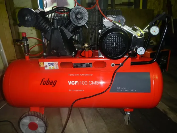 Компрессор масляный поршневой ременной VCF/100 CM3 FUBAG купить в Кургане
