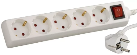 Удлинитель СВЕТОЗАР электрический с заземлением и выключателем, с защитными шторками, евро, 5 гнезд,3м SV-55055-3 купить в Кургане