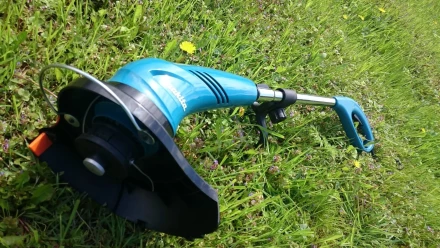 Триммер UR3000 Makita купить в Кургане