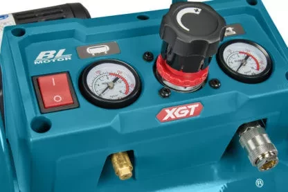 Компрессор аккумуляторный  Makita AC001GZ (9.3 bar, 40V,  без АКБ и ЗУ) купить в Кургане