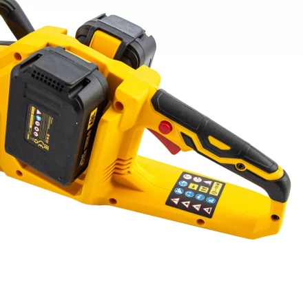 Цепная пила аккумуляторная бесщеточная RCS400-36, Li-ion, 36 В, 4 Ач, шина 400 мм Denzel 58610 купить в Кургане