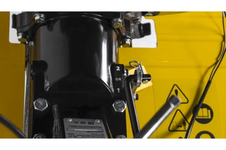 Мотоблок Champion BC7723/1 (7лс 2F/1R 85см 35см 3,6л 71кг, колеса 4/10&quot; ВОМ) купить в Кургане