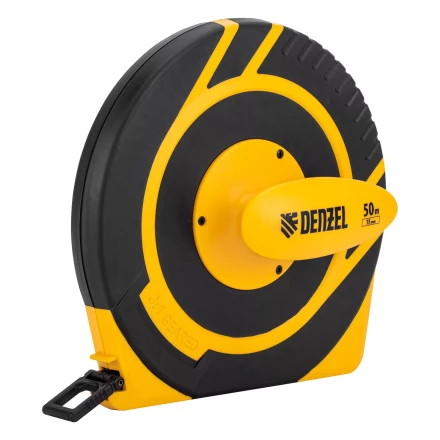 Рулетка геодезическая 50 м х 15 мм  Denzel 31292, закрытый корпус, фиберглассовая лента купить в Кургане