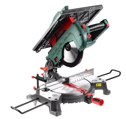 Пила торцовочная Hammer Flex STL1800/250C купить в Кургане