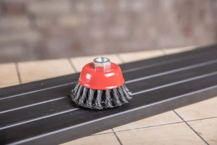 Кордщетка HAMMER чаша 85мм для УШМ витая сталь (207-106) купить в Кургане