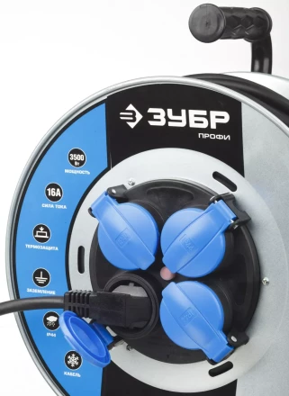 Удлинитель ЗУБР &quot;ПРОФИ&quot; на металл катушке, КГ 3х1,5кв мм, морозостойкий, 4 гнезда, IP44, макс мощность 3500Вт, 30м 55085-30 купить в Кургане