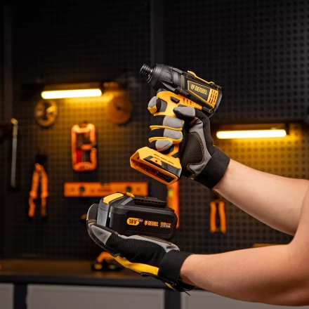 Винтоверт ударный аккумуляторный Denzel 26510 бесщеточный CID-IB-200 18В Li-Ion купить в Кургане