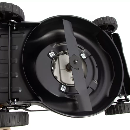 Газонокосилка бензиновая GLD-420, 146 см3, ширина 42 см, 40 л Denzel 58805 купить в Кургане