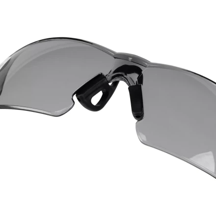 Очки защитные открытые Denzel 89193, поликарбонатные, дымчатая линза, 2х комп.дужки купить в Кургане