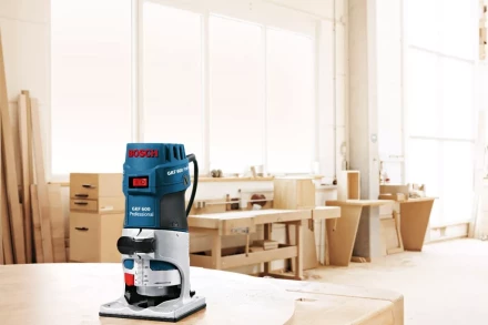 Фрезер кромочный Bosch GKF 600 0.601.60A.100 в кейсе купить в Кургане