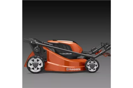 Аккумуляторная газонокосилка, самоходная Husqvarna LC347iV купить в Кургане