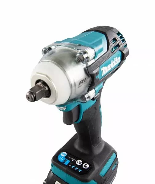 Аккумуляторный ударный гайковерт Makita DTW302RTJ купить в Кургане