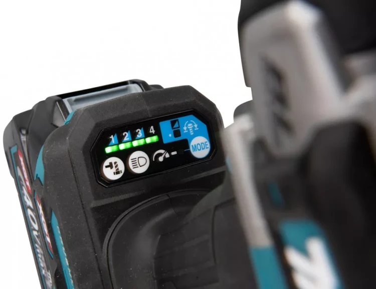 Аккумуляторный ударный гайковерт  XGT Makita TW007GD201 купить в Кургане