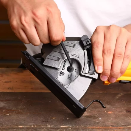 Пила многофункциональная DKCS1000 DEKO, 063-4201 купить в Кургане