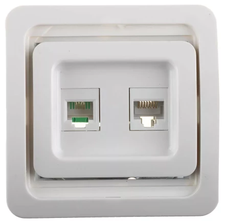 Розетка СВЕТОЗАР &quot;ГАММА&quot; комбинированная, телефонная + компьютерная, цвет белый SV-54119-W купить в Кургане