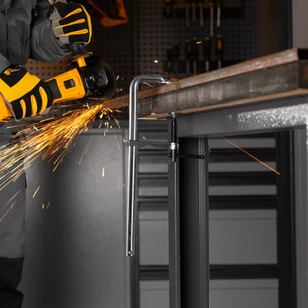 Струбцина F-образная Denzel, 80x300мм, кованая 20466 купить в Кургане