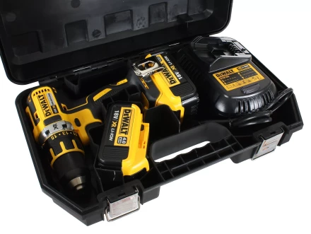 Аккумуляторная дрель шуруповерт DeWalt DСD 790 P2 купить в Кургане