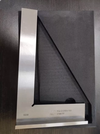 Угольник УШ-1-250 (250х160) кл. 2 купить в Кургане