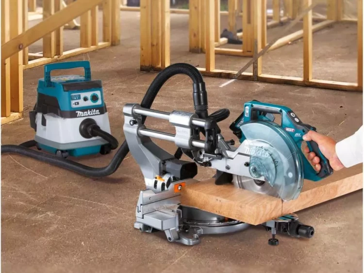 Аккумуляторная торцовочная пила консольного типа Makita 216 мм LS002GZ01 (без АКБ и ЗУ) купить в Кургане