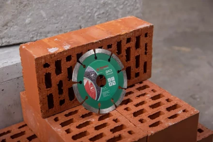 Круг алмазный HAMMER Ф115х22мм универсальный (206-101 DB SG) купить в Кургане