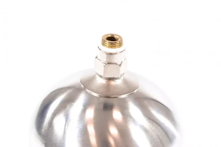 Пневматический краскопульт с верхним бачком V=1,0 л + сопла диаметром 1.2, 1.5 и 1.8 мм  MATRIX 57315 купить в Кургане