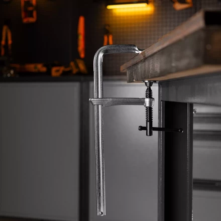 Струбцина Denzel F-образная, 100x300мм, кованая 20470 купить в Кургане