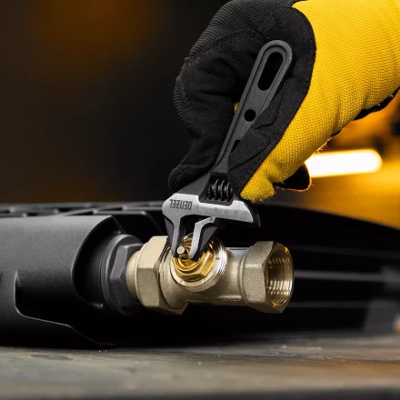 Ключ разводной 115 мм Denzel, CrV, кованый, укороченная рукоятка 15751 купить в Кургане