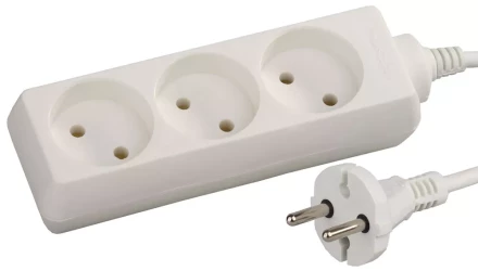 Удлинитель СВЕТОЗАР электрический, 3 гнезда, 3м SV-55030-3 купить в Кургане