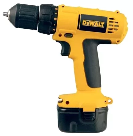 Дрель-шуруповерт аккумуляторная DeWalt DC 740 KAT купить в Кургане