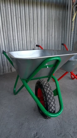 Тачка садово-строительная усиленная грузоподъемность 200 кг объем 90 л PALISAD 68935 купить в Кургане