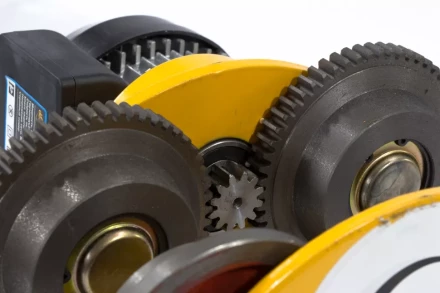 Каретка электрическая для тельфера DENZEL T-1000 52009 купить в Кургане