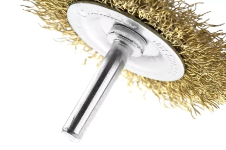 Кордщетка HAMMER плоская 63мм для дрели гофрированная латунированная сталь (207-206) купить в Кургане