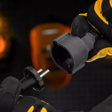 Удлинитель-шнур силовой Denzel Top Series, КГТТ, 10м, 1 розетка, 3 x 1,5 мм, 3 м 37419 купить в Кургане