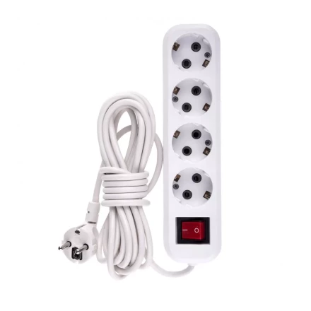 Удлинитель бытовой с заземлением и выключателем 5 м 4 розетки 10 A серия УХз10 Denzel 95978 купить в Кургане