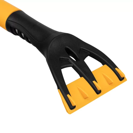 Щетка-сметка для снега со скребком 600 мм Denzel 55325 купить в Кургане