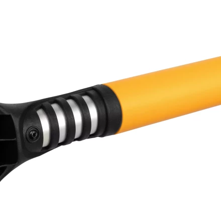 Щетка-сметка для снега со скребком 600 мм Denzel 55325 купить в Кургане