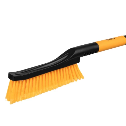 Щетка-сметка для снега со скребком 600 мм Denzel 55325 купить в Кургане