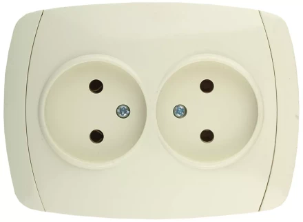 Розетка СВЕТОЗАР "CITY LIGHT" двойная в сборе, без заземления, цвет бежевый, 16А/~250В SV-54202-B купить в Кургане