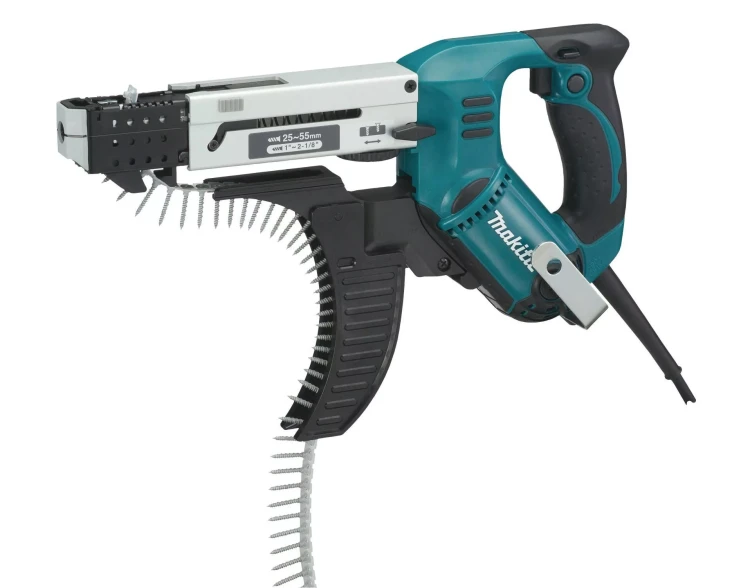 Шуруповерт Makita 6844 купить в Кургане
